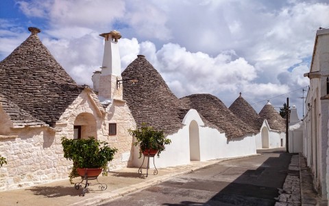 Reading for the Road: Books About Puglia