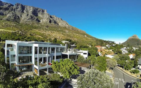 4 Stunning Cape Town Hotels