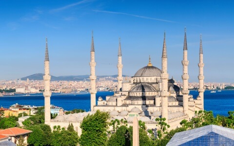 Insider’s Guide: 7 Things To Do in Istanbul