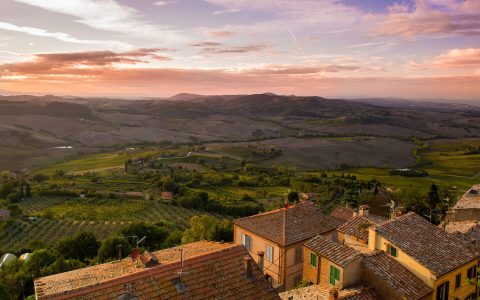 Reading for the Road: Books About Tuscany