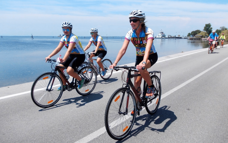 Pellestrina biking